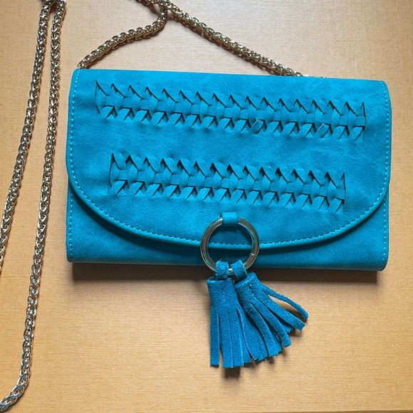 NWOT Street Level Green and Gold Wallet Purse - Picture 5 of 5